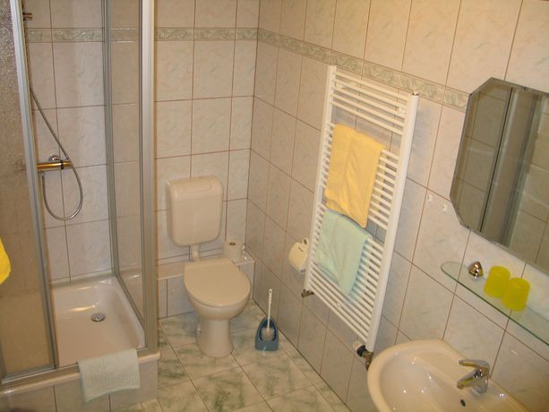 Imagen de la habitación del Hotel Gasthof Garkueche. Foto 14