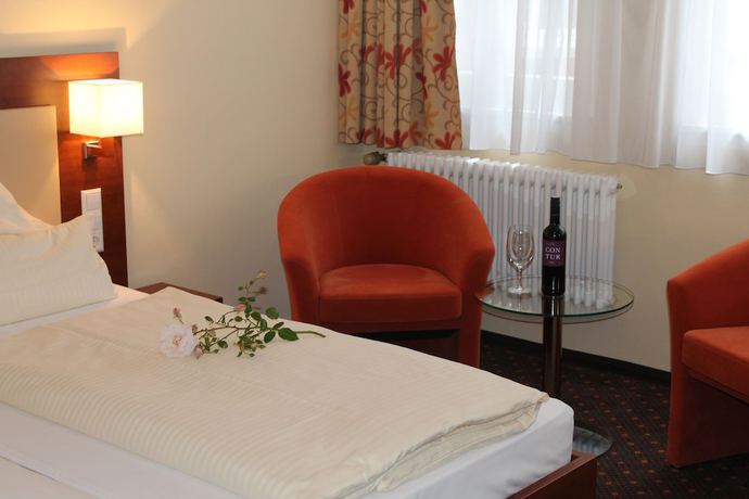 Imagen de la habitación del Hotel Gasthof Goldener Adler. Foto 18