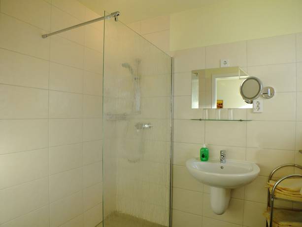 Imagen de la habitación del Hotel Gasthof Goldener Hahn. Foto 10
