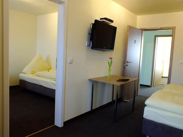 Imagen de la habitación del Hotel Gasthof Goldener Hahn. Foto 15