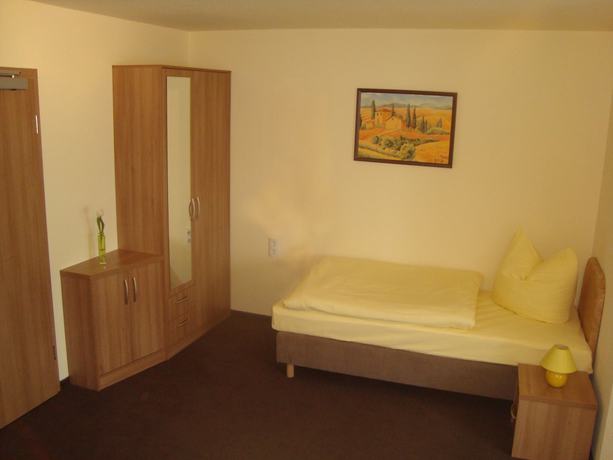 Imagen de la habitación del Hotel Gasthof Goldener Hahn. Foto 17