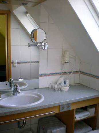 Imagen de la habitación del Hotel Gasthof Goldener L&ouml;we. Foto 6