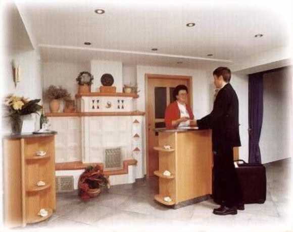 Imagen de la piscina del Hotel Gasthof Hirsch. Foto 8