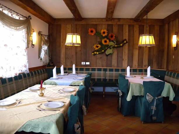 Imagen del bar/restaurante del Hotel Gasthof Hoerschwang. Foto 9