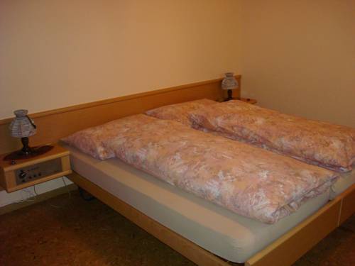 Imagen de la habitación del Hotel Gasthof Kreuz. Foto 4