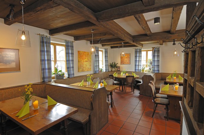 Imagen del bar/restaurante del Hotel Gasthof Raab. Foto 4