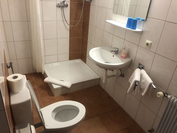 Imagen de la habitación del Hotel Gasthof Ratstube. Foto 10