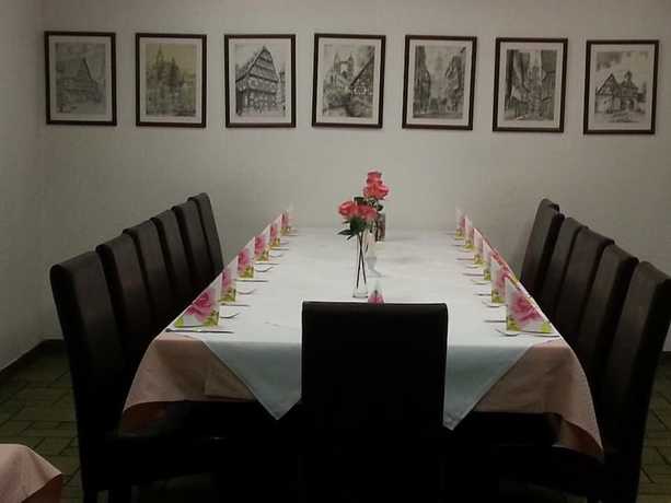 Imagen del bar/restaurante del Hotel Gasthof Ratstube. Foto 9