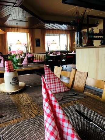 Imagen del bar/restaurante del Hotel Gasthof Rose. Foto 3