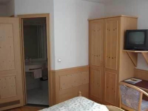 Imagen de la habitación del Hotel Gasthof Stern. Foto 13