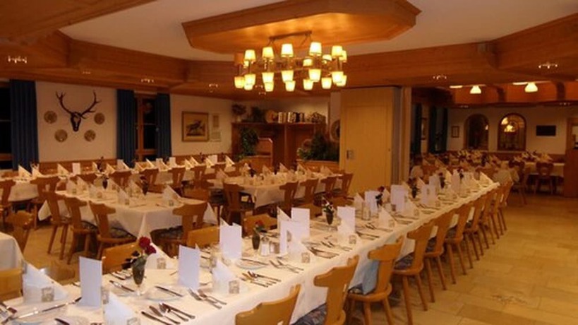 Imagen de los interiores del Hotel Gasthof Zum Hirschen. Foto 18