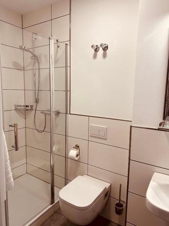 Imagen de la habitación del Hotel Gastst&auml;tte Weinbr&uuml;cke. Foto 8