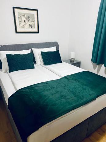 Imagen de la habitación del Hotel Genta. Foto 20