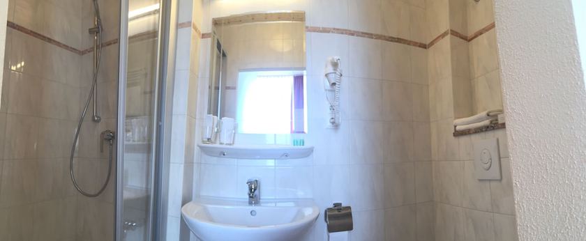 Imagen de la habitación del Hotel Gerber, Offenbach am Main. Foto 8