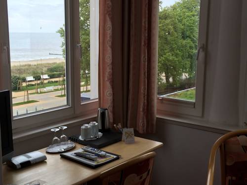 Imagen de la habitación del Hotel Germania. Foto 3