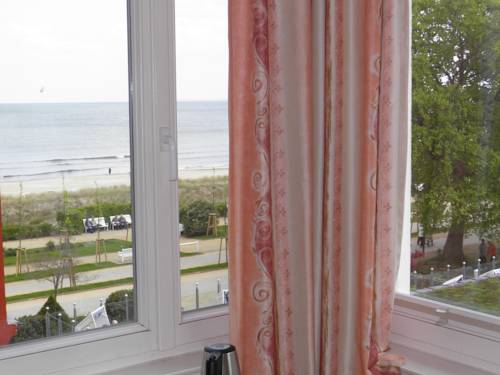 Imagen de la habitación del Hotel Germania. Foto 8