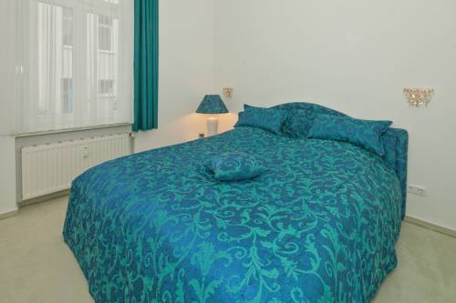 Imagen de la habitación del Hotel Germania. Foto 9