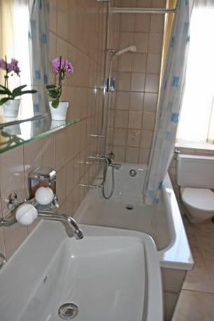 Imagen de la habitación del Hotel Gl&auml;rnisch Hof. Foto 16