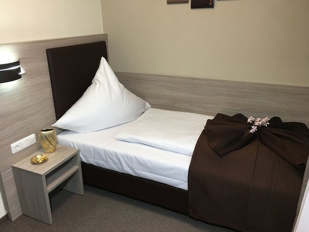 Imagen de la habitación del Hotel Glinde. Foto 17