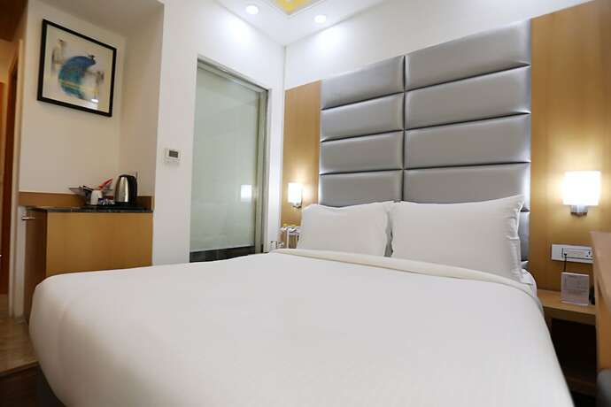 Imagen de la habitación del Hotel Gms Grand. Foto 10