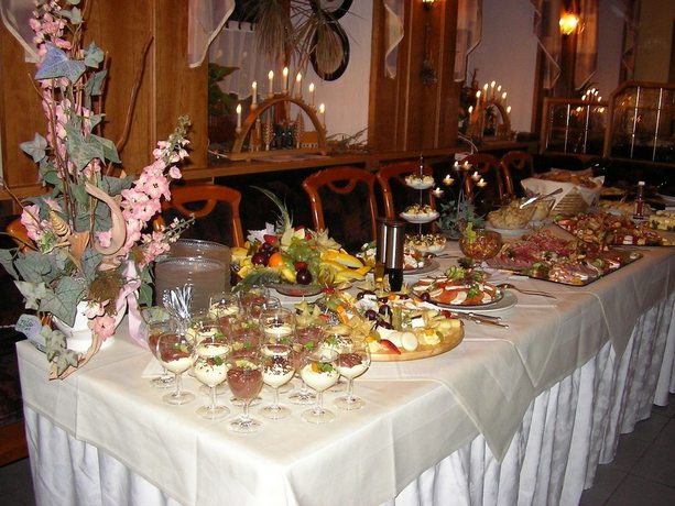 Imagen del bar/restaurante del Hotel Goldene Sonne, Annaberg-Buchholz. Foto 3