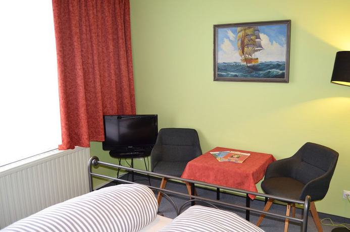 Imagen de la habitación del Hotel Goldene Sonne. Foto 4