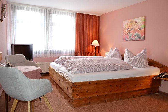 Imagen de la habitación del Hotel Goldene Sonne. Foto 10