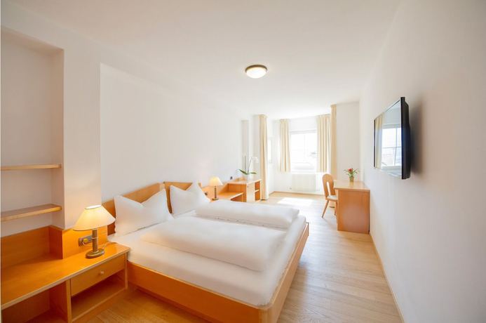 Imagen de la habitación del Hotel Goldene Traube. Foto 15