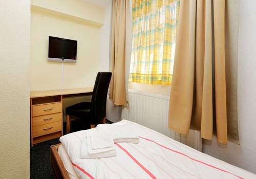 Imagen de la habitación del Hotel Goldener Hahn. Foto 6