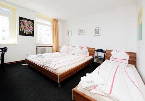 Imagen de la habitación del Hotel Goldener Hahn. Foto 7