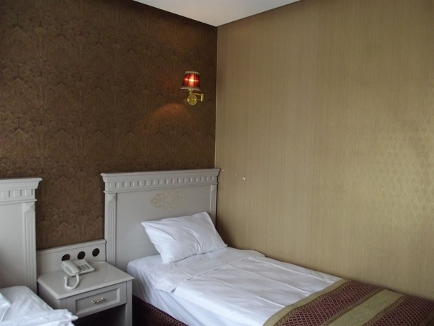 Imagen de la habitación del Hotel Goldengate. Foto 14
