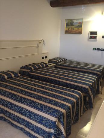 Imagen de la habitación del Hotel Gran Parco. Foto 6