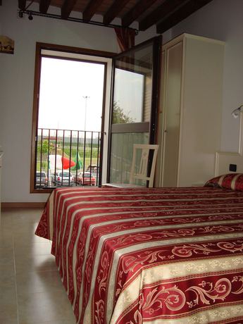 Imagen de la habitación del Hotel Gran Parco. Foto 17