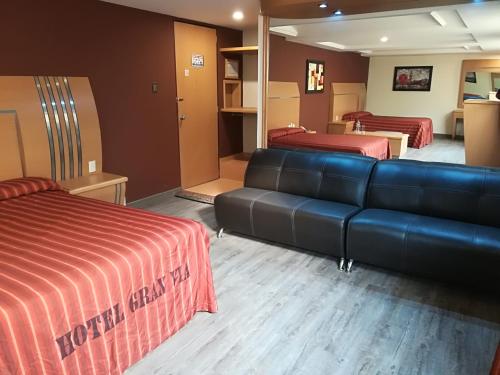Imagen de la habitación del Hotel Gran V&iacute;a. Foto 8