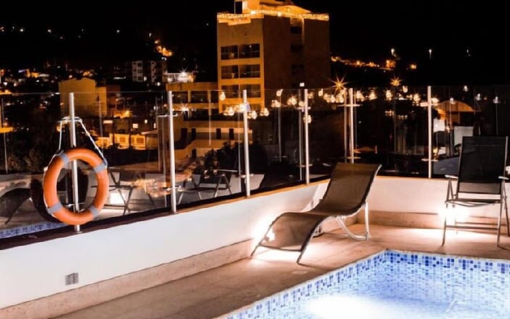 Imagen general del Hotel Grand H&r. Foto 1
