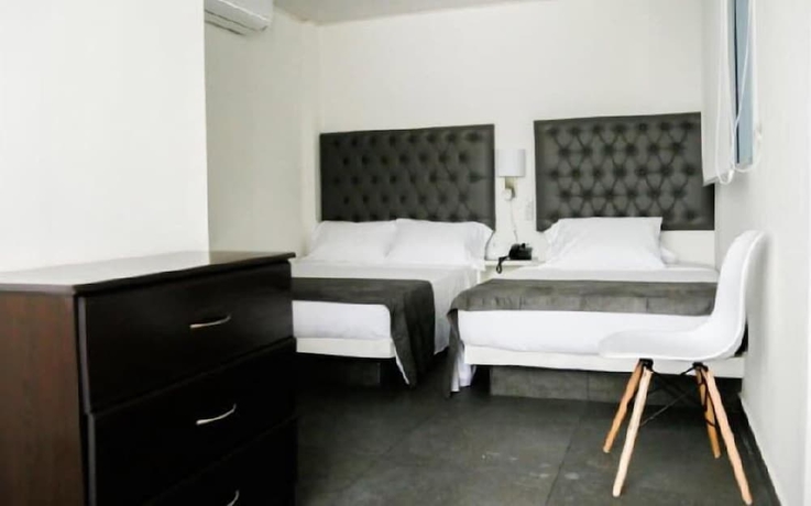 Imagen de la habitación del Hotel Grand H&r. Foto 9