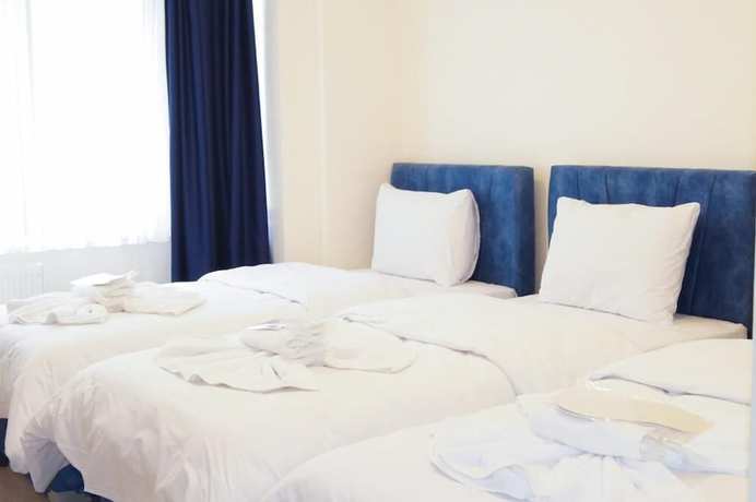 Imagen de la habitación del Hotel Grand Istanbul. Foto 8