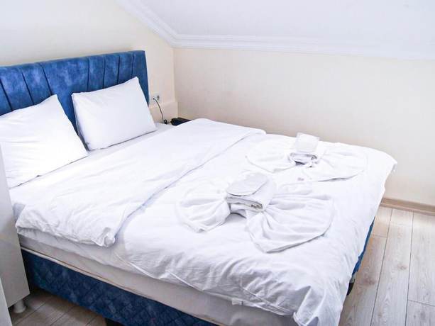 Imagen de la habitación del Hotel Grand Istanbul. Foto 10