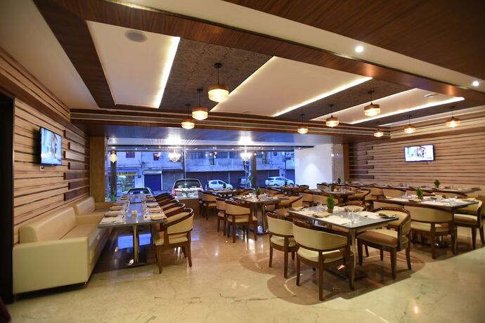 Imagen del bar/restaurante del Hotel Grand Rajputana. Foto 3