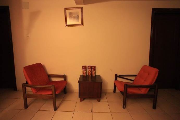 Imagen de los interiores del Hotel Grand Urhay. Foto 16