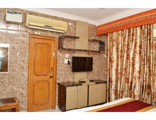 Imagen general del Hotel Grant Deluxe, Meerut. Foto 5