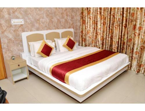 Imagen general del Hotel Grant Deluxe, Meerut. Foto 6