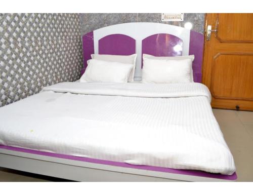 Imagen general del Hotel Grant Deluxe, Meerut. Foto 11