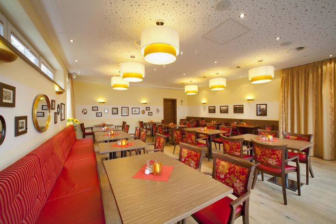 Imagen del bar/restaurante del Hotel Greinwald. Foto 4