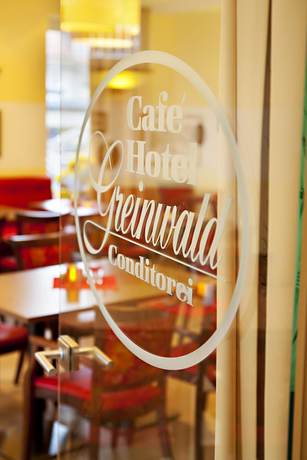 Imagen del bar/restaurante del Hotel Greinwald. Foto 5
