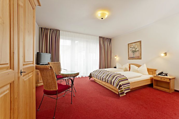 Imagen de la habitación del Hotel Greinwald. Foto 10