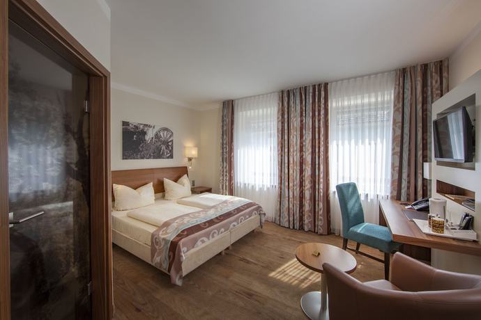 Imagen de la habitación del Hotel Greinwald. Foto 16
