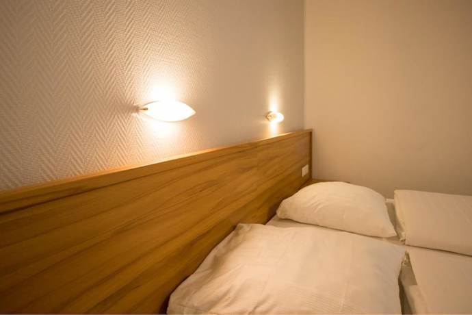 Imagen de la habitación del Hotel Gremersdorf - Zum Gr&uuml;nen J&auml;ger. Foto 3