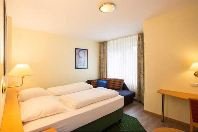 Imagen de la habitación del Hotel Gremersdorf - Zum Gr&uuml;nen J&auml;ger. Foto 7