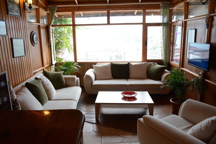 Imagen de los interiores del Hotel Gumbet. Foto 16